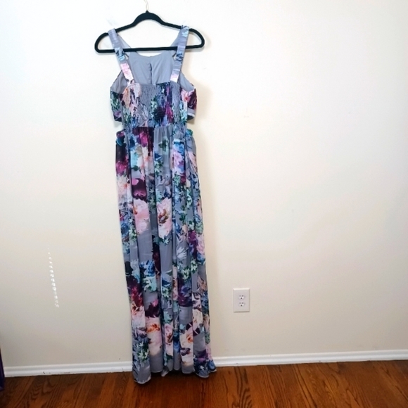 LITTLE Mistress Floral Halter Maxi Dress Sz 12 NWT - Picture 2 of 13